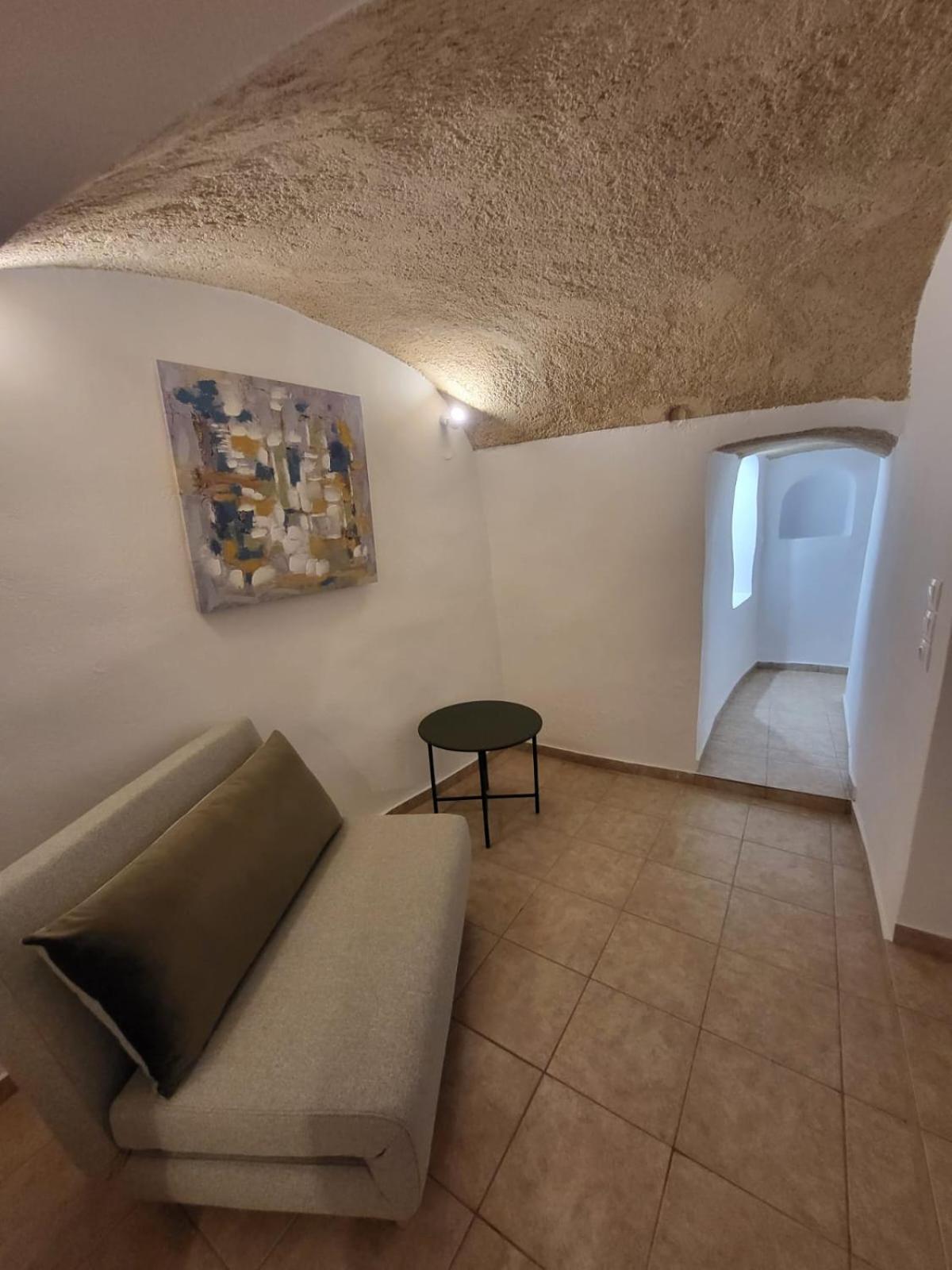 Luxury Cave Houses Mesaria Bagian luar foto